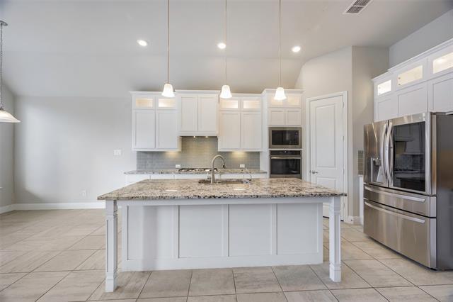 Building Photo - 8226 Blumelia Dr