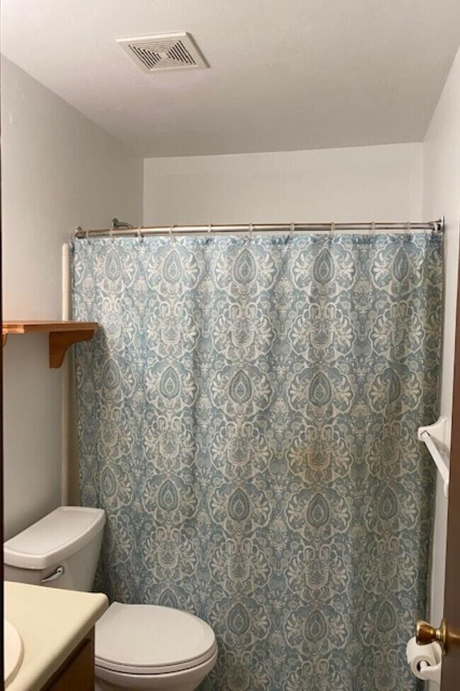 Building Photo - 177 Whetherbine Way W