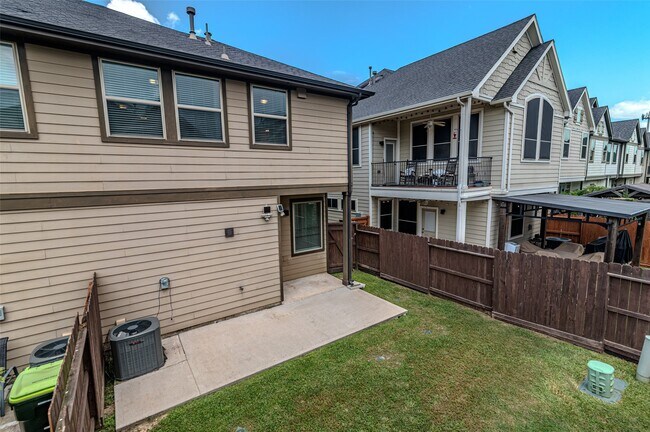 Building Photo - 5543 Purple Meadow Ln