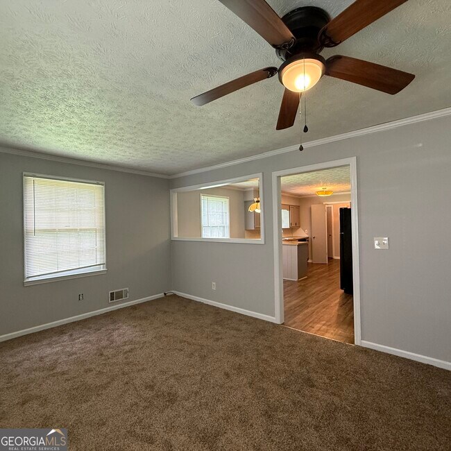 Building Photo - 4101 Springlake Cir