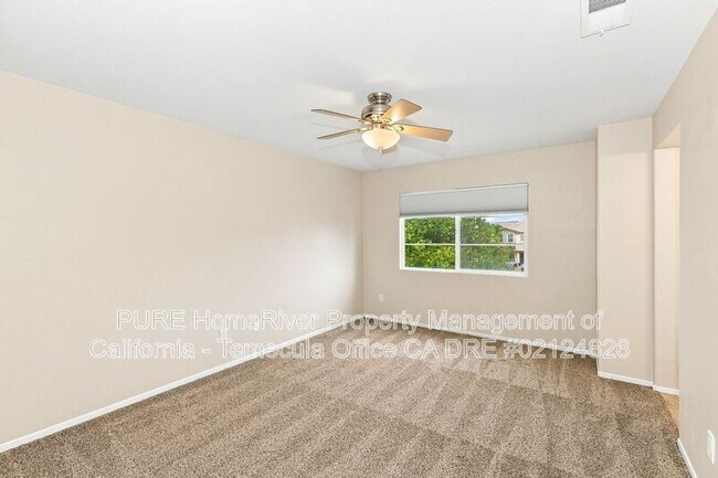 Building Photo - 31281 E Pointe Ct