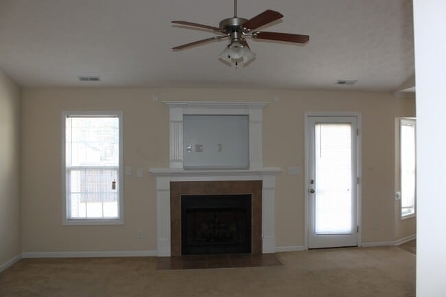 Building Photo - 3022 Tettenbury Dr