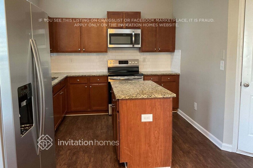 Building Photo - 4303 Violet Way Ct