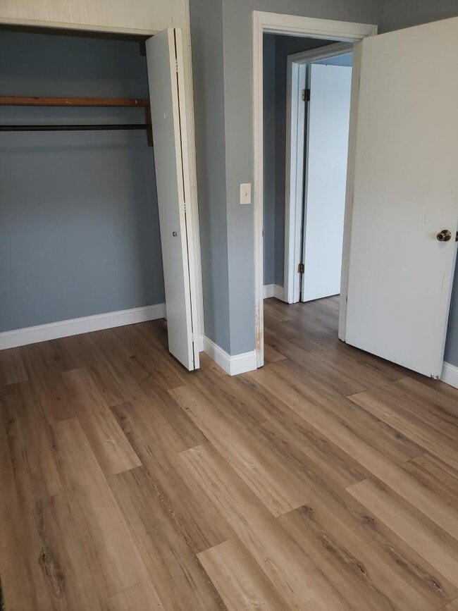 Bedroom - 1007 6th Ave