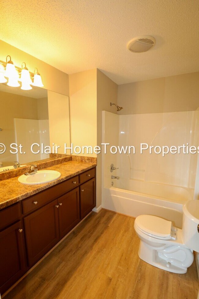 Building Photo - Wonderful Floor Plan