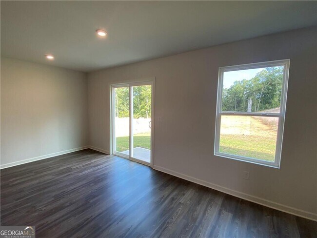 Building Photo - 536 Pemberton St