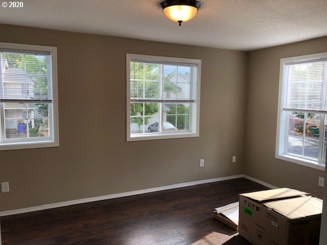 1-1b1b - 16049 SE Caruthers St