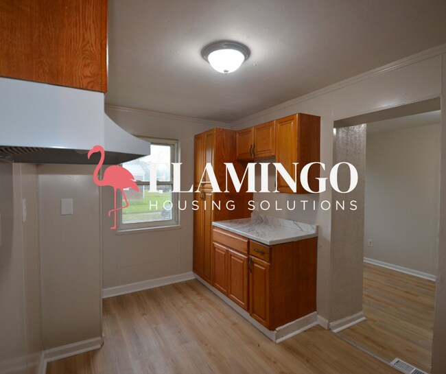 Building Photo - 373 Harriet St