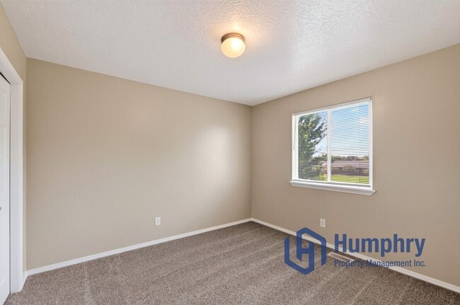 Building Photo - 2243 N Cougar Way