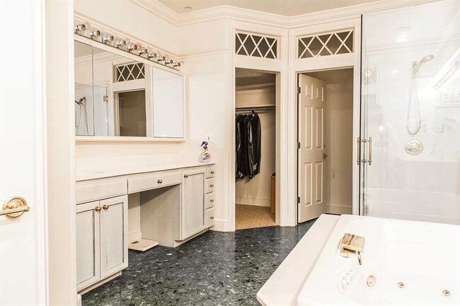 Building Photo - 1502 Duffner Dr