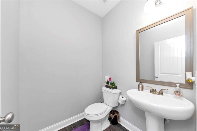 Building Photo - 66 Vicky Way