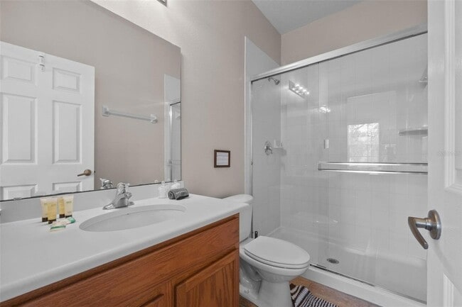 Building Photo - 2835 Oakwater Dr