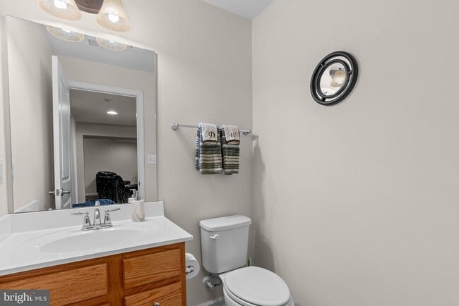 Building Photo - 13727 Port Commerce Ct