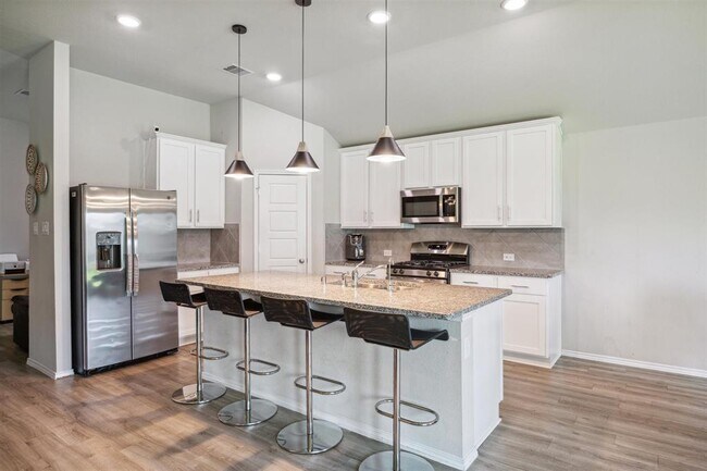 Building Photo - 6414 Fiddlewood Thicket Ln