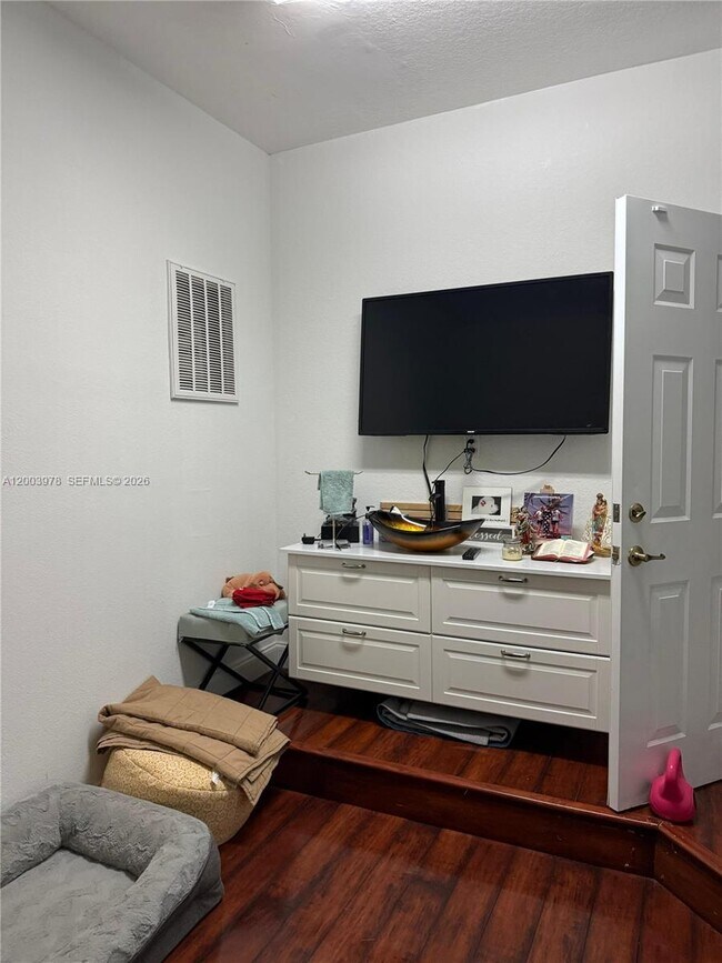 Building Photo - 12426 SW 125th Terrace