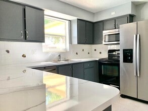 Building Photo - 11138 Ladino St