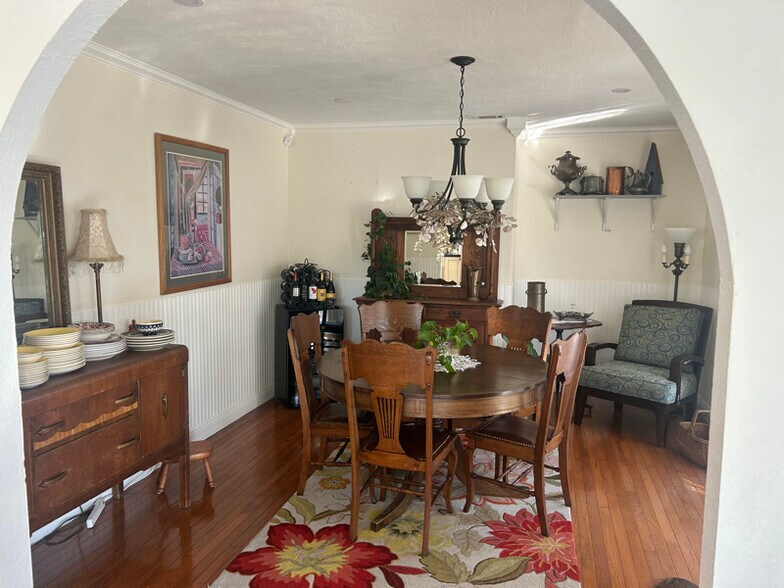 Building Photo - 1550 Bluebonnet Way