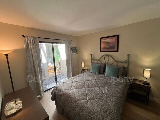 Building Photo - 643 N Vía Acapulco