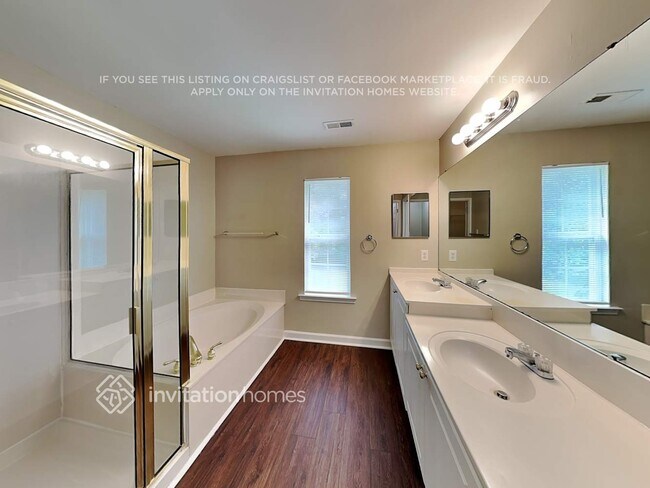 Building Photo - 2618 Ashby Woods Dr