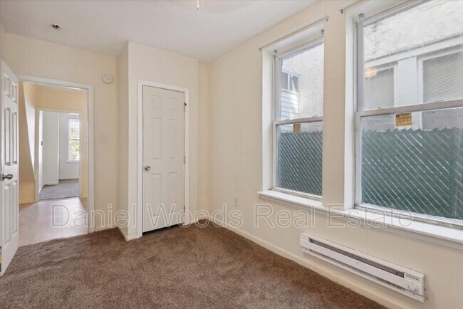 Building Photo - 758 S 52nd St