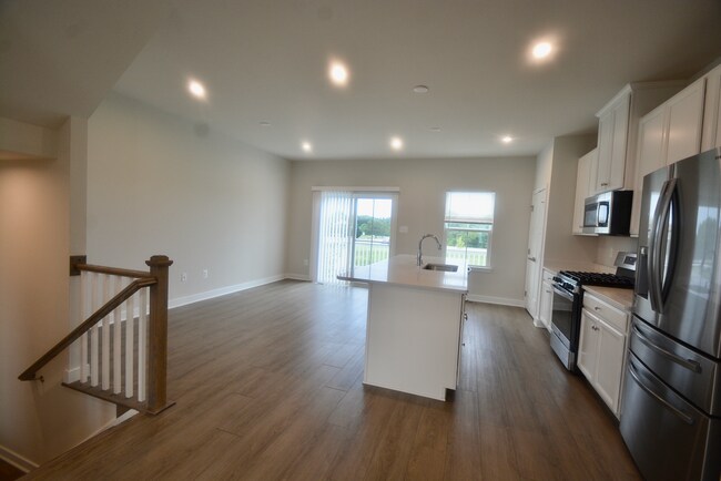 Building Photo - 126 Fletcher Cir