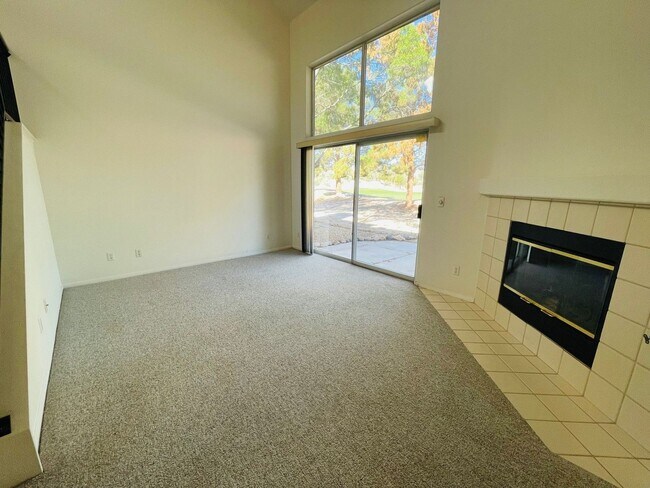 Building Photo - Painted Desert