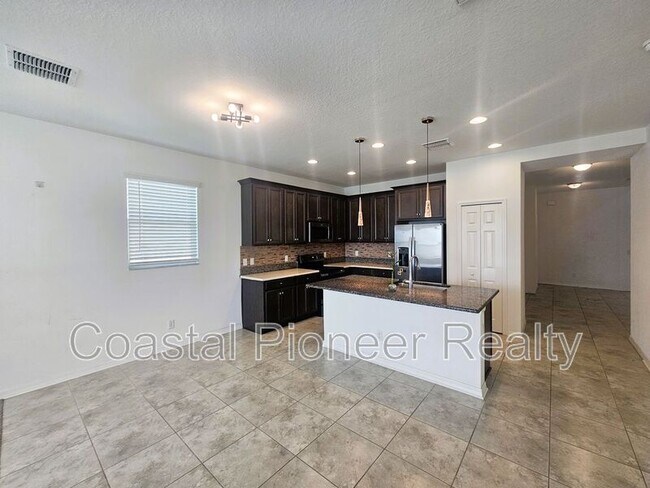 Building Photo - 16073 Sonoma Grv Cir