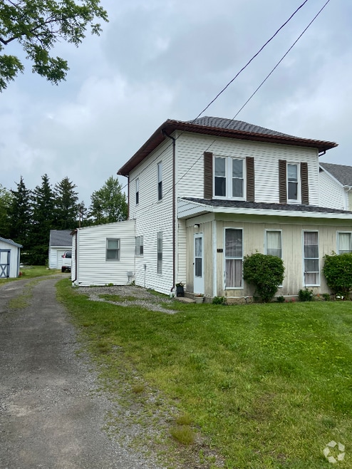Building Photo - 408 W Yates Ave