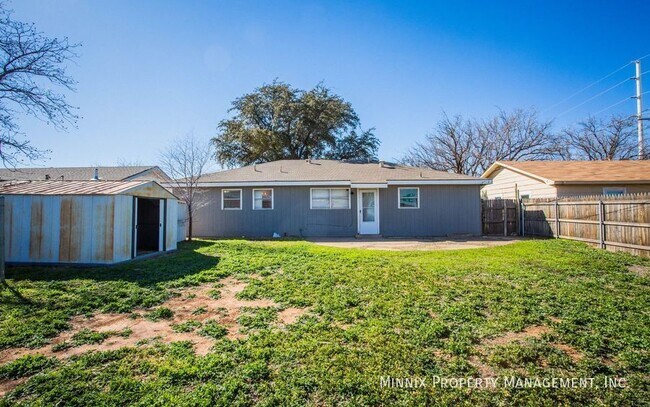 Building Photo - 3403 Bangor Dr