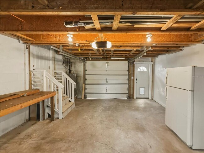 Building Photo - 211 E 131st Ave