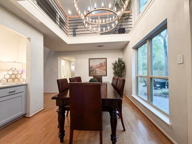 Building Photo - 29 Pinewood Forest Ct