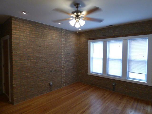 Building Photo - 1336 W Estes Ave