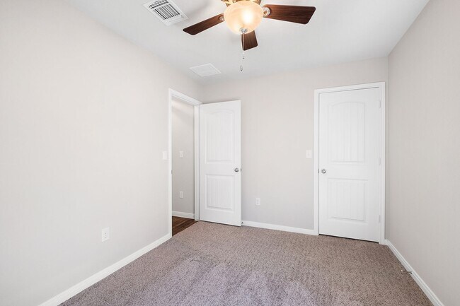 Building Photo - Fantastic 3 Bedroom, 2 Bath Home Near Downtown Hutto