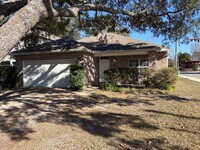 Building Photo - 299 Niceville Ave