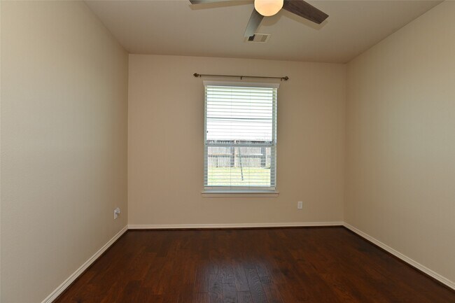 Building Photo - 5215 Field Briar Ln