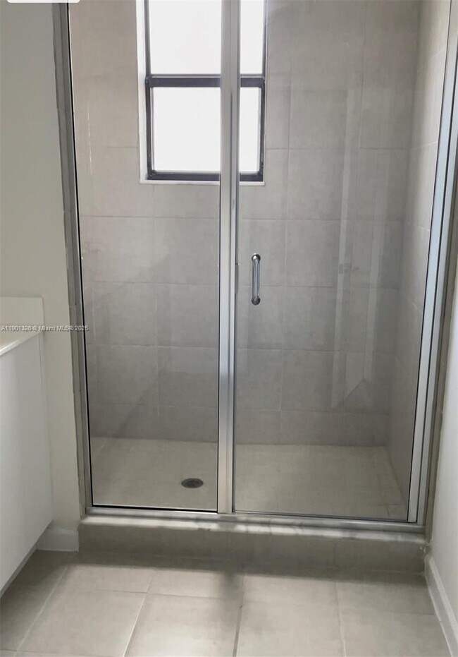 Building Photo - 249 SW 159th Way