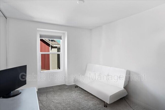 Building Photo - 17039 Titus Ln