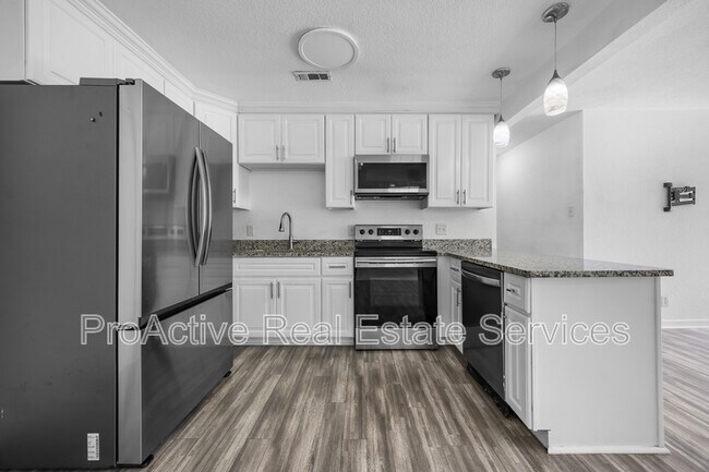 Building Photo - 107 Beazley Dr