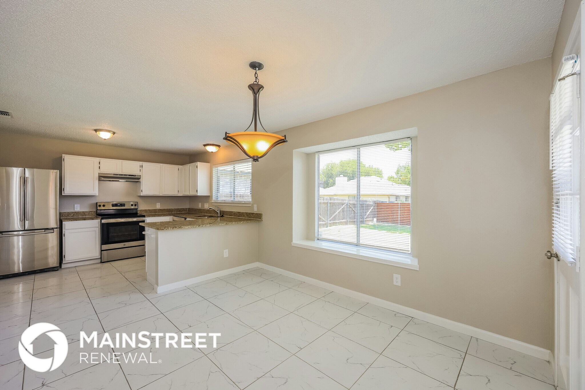 Building Photo - 6818 Still Lake Dr