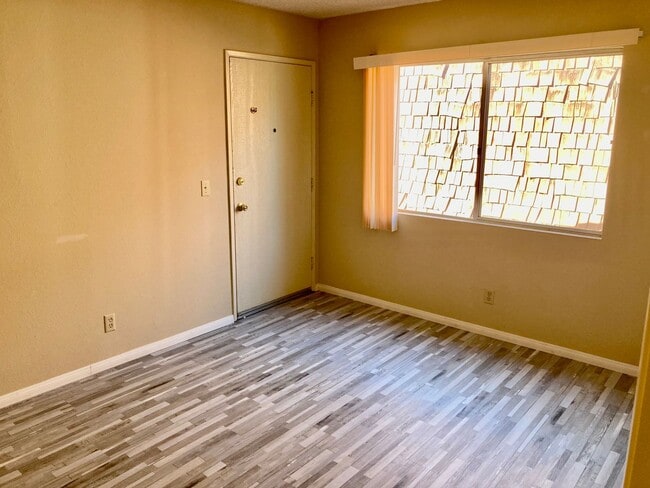 Building Photo - 55 and older 1 Bed, 1 Bath North Park $500 Move-in Credit