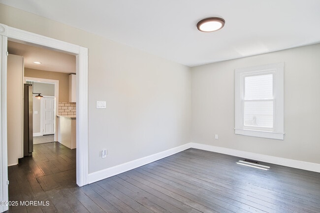 Building Photo - 30 Conover St