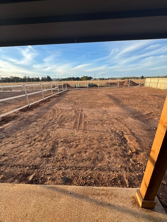 Building Photo - 337 Woodstock Ln