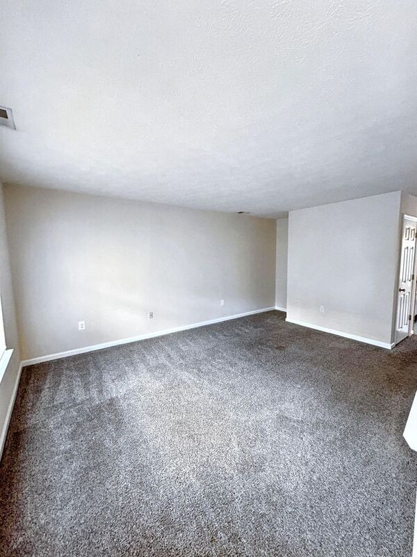 Building Photo - 845 Vail Ridge