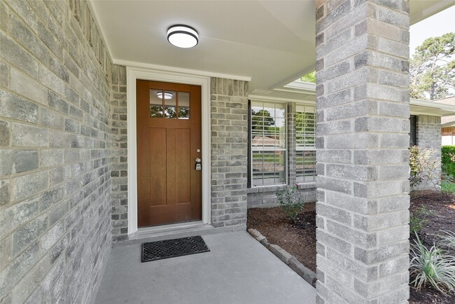 Building Photo - 2610 Sherwood Hollow Ln