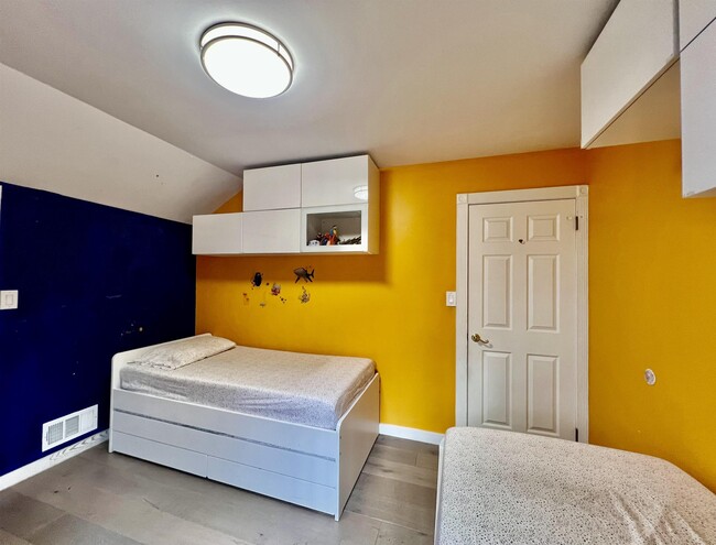 Building Photo - 195 Sandcastle Key