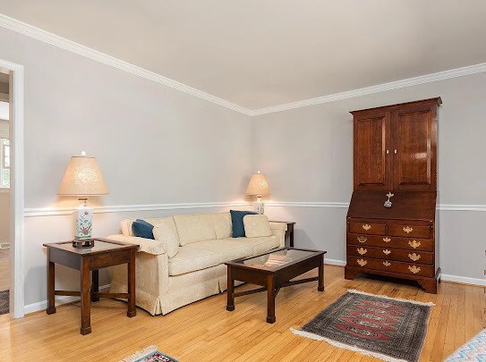 Building Photo - 7140 Persimmon Ln