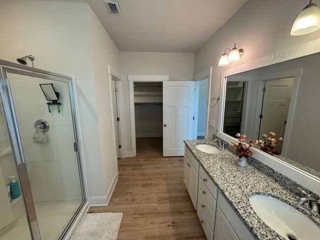 Building Photo - Gulf Breeze - Sailfish Pointe - 5 bedroom,...