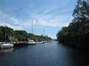 Building Photo - 6417 Bay Club Dr