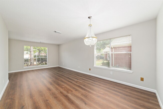 Building Photo - 14431 Parkesgate Dr