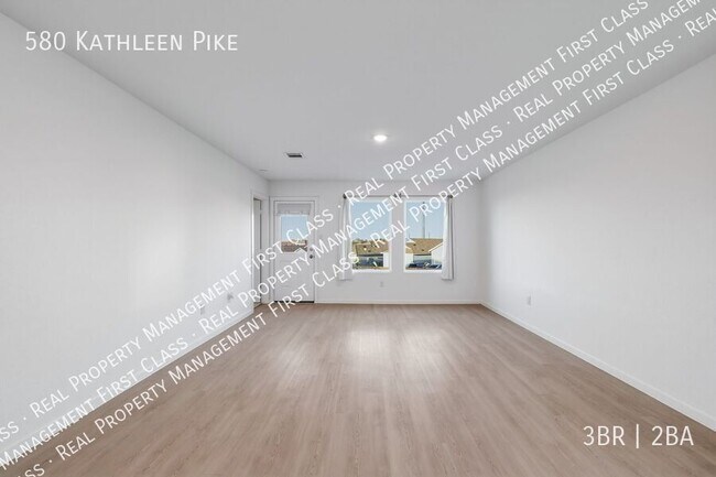 Building Photo - 580 Kathleen Pike